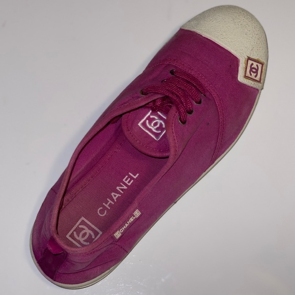 Chanel Fuchsia Magenta Pink cc Logo Sneakers - Picture 6 of 17
